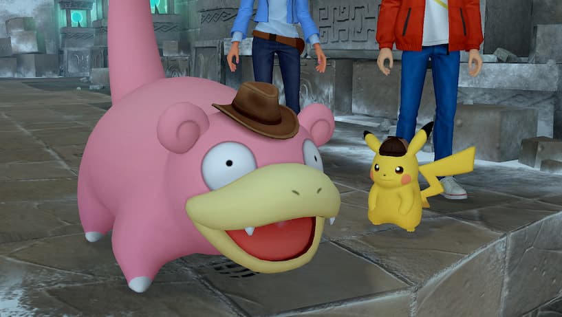 Imagen del juego donde aparece el detective Pikachu mirando a Slowpoke.